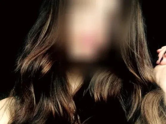 Charlotte, 31