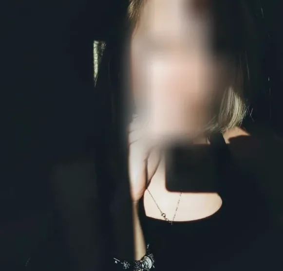 Charlotte, 28