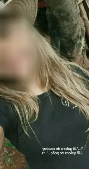 Dilara, 32