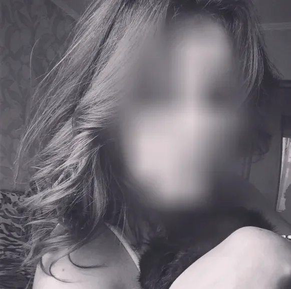 Emily, 28