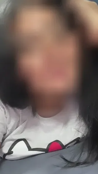Greta, 25