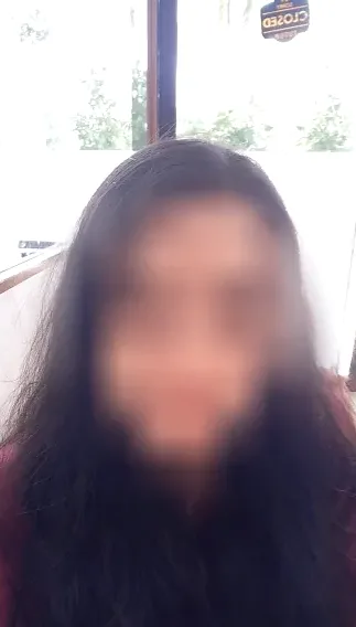 Jana, 29