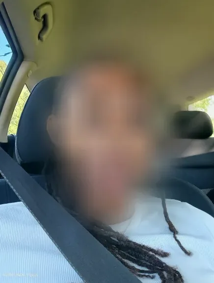 Larissa, 34