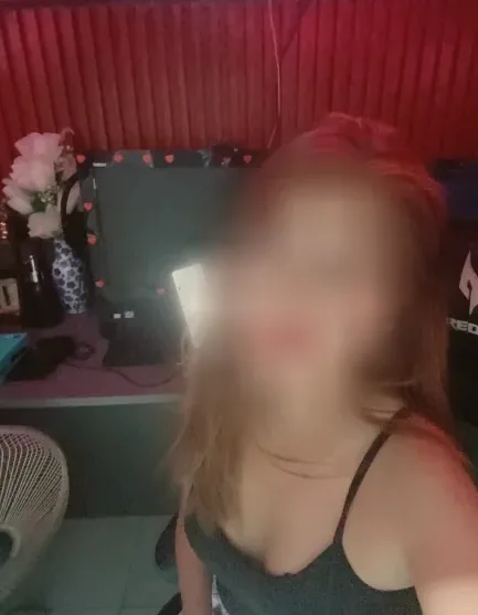 Marlene, 32