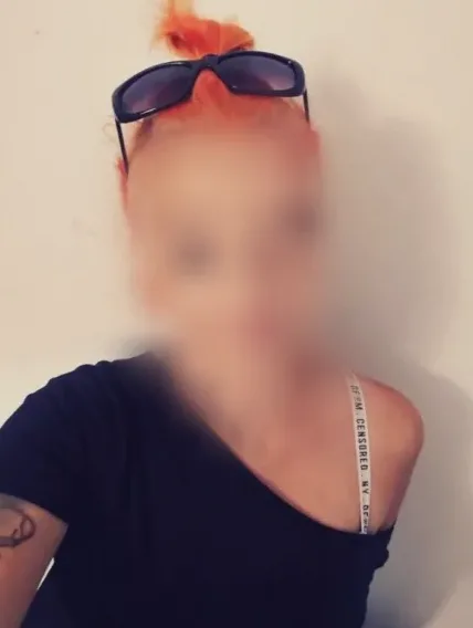 Nora, 35