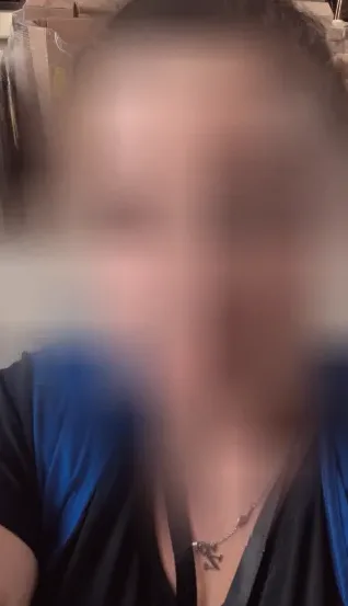 Pia, 30