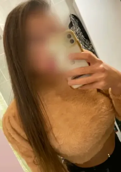 Sina, 27